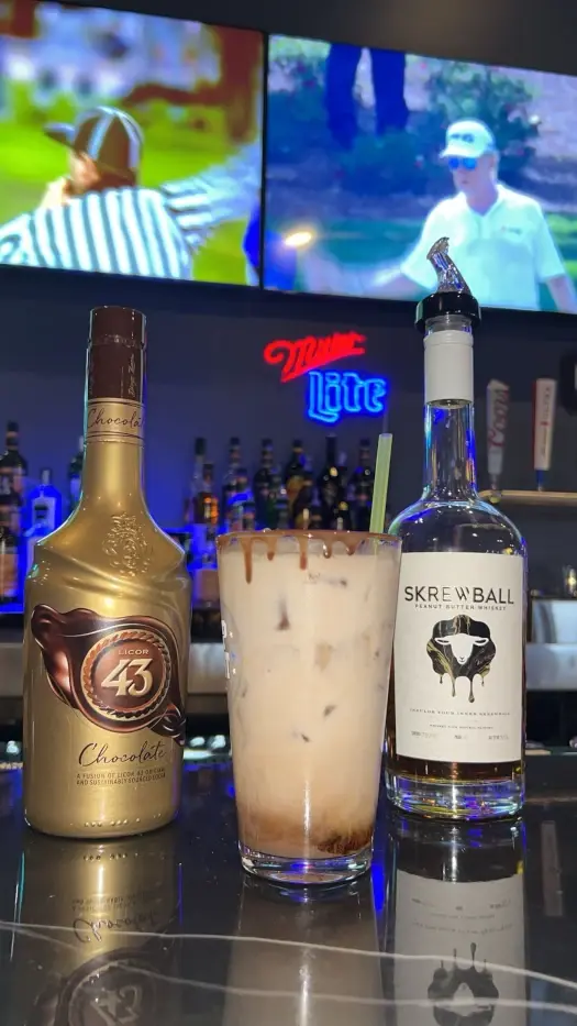 Full service bar and restaurant in Iowa Falls.