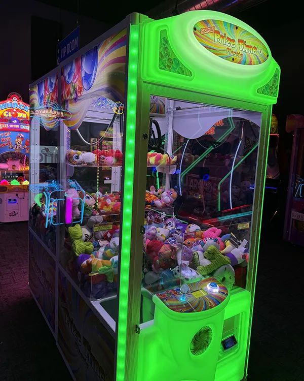 Top Flight Grill has crane machines